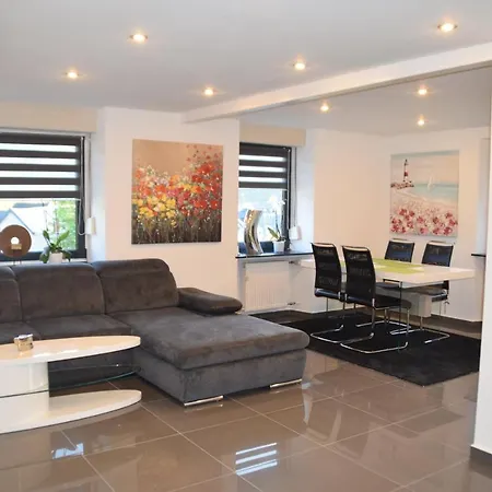 Schieferpfad Lejlighed Trimbs